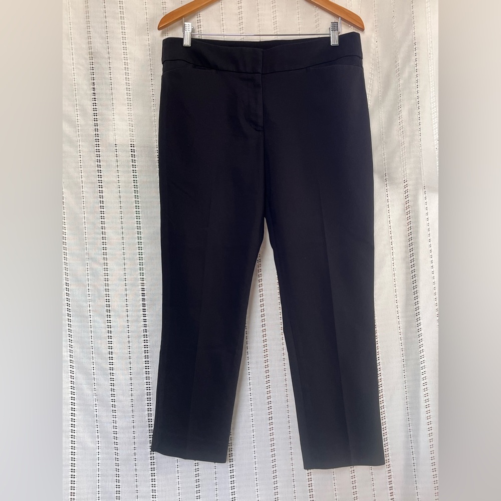 LOFT Black Cropped Women's Pants Size 12P EUC